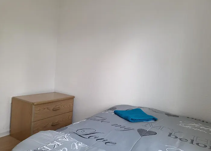 Δωμάτια σε οικογενειακή κατοικία Sunny *